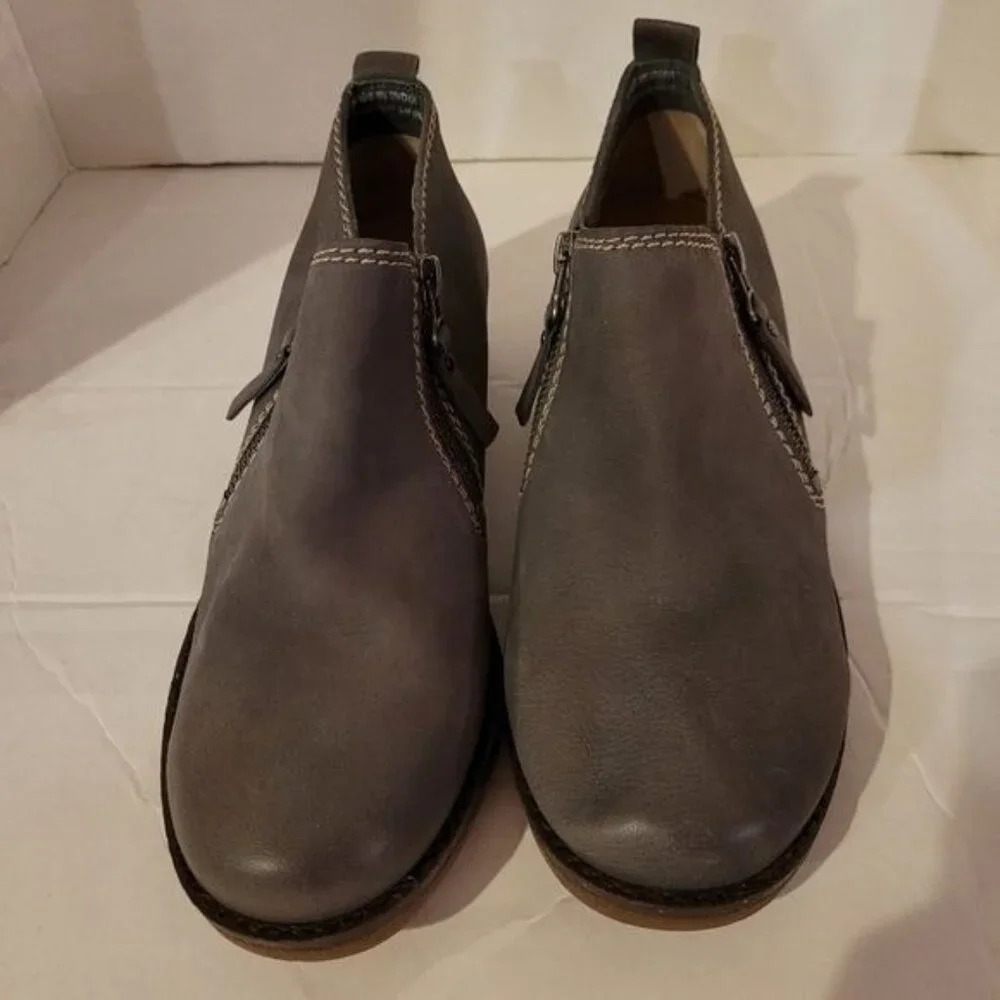 Hush Puppies Gray Ankle Boots - Picture 2 of 7